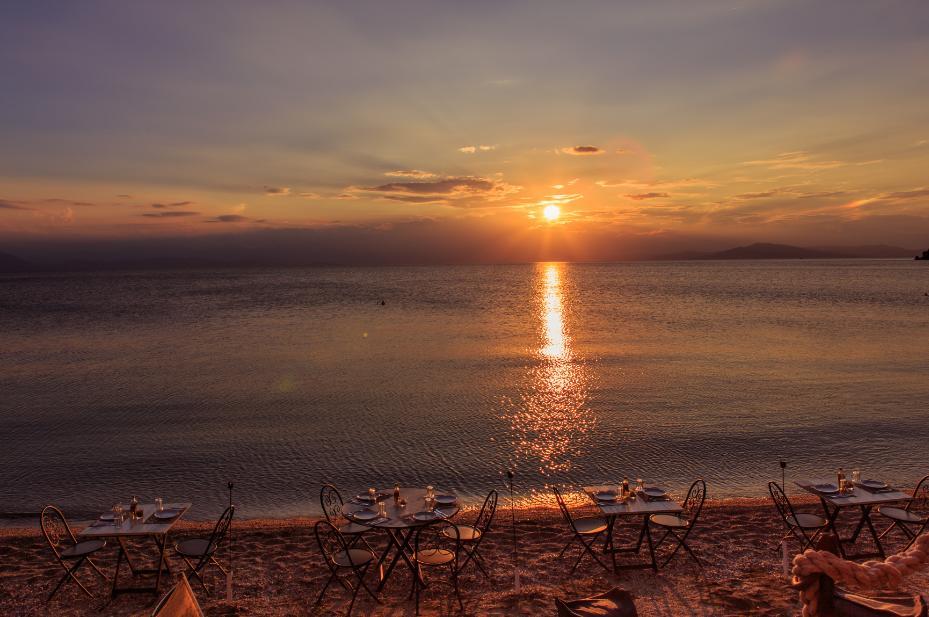 Six Keys Hotel อาฟิสโซส ภายนอก รูปภาพ